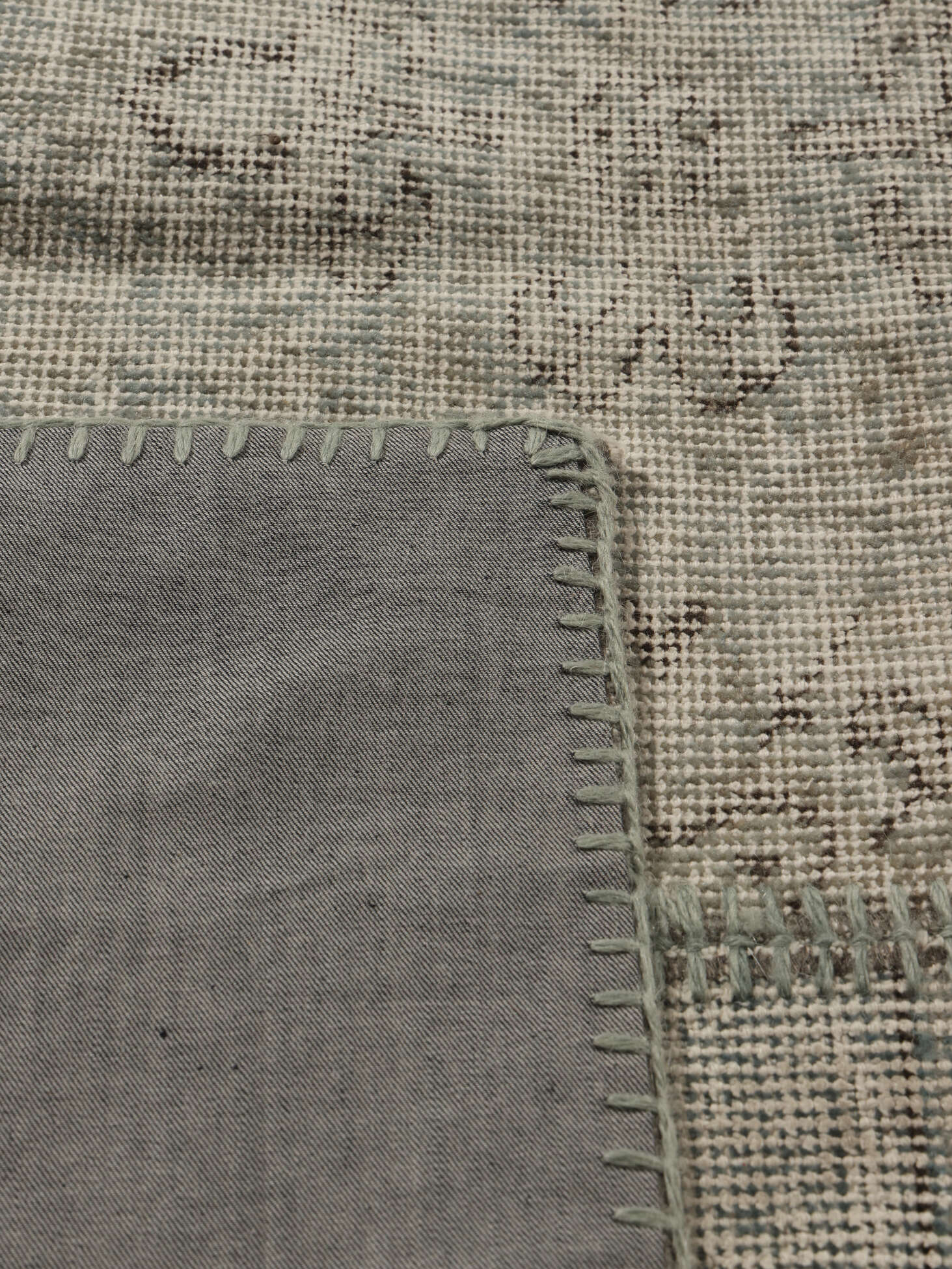 
    Patchwork - Turkiet - Grey - 199 x 301 cm
  