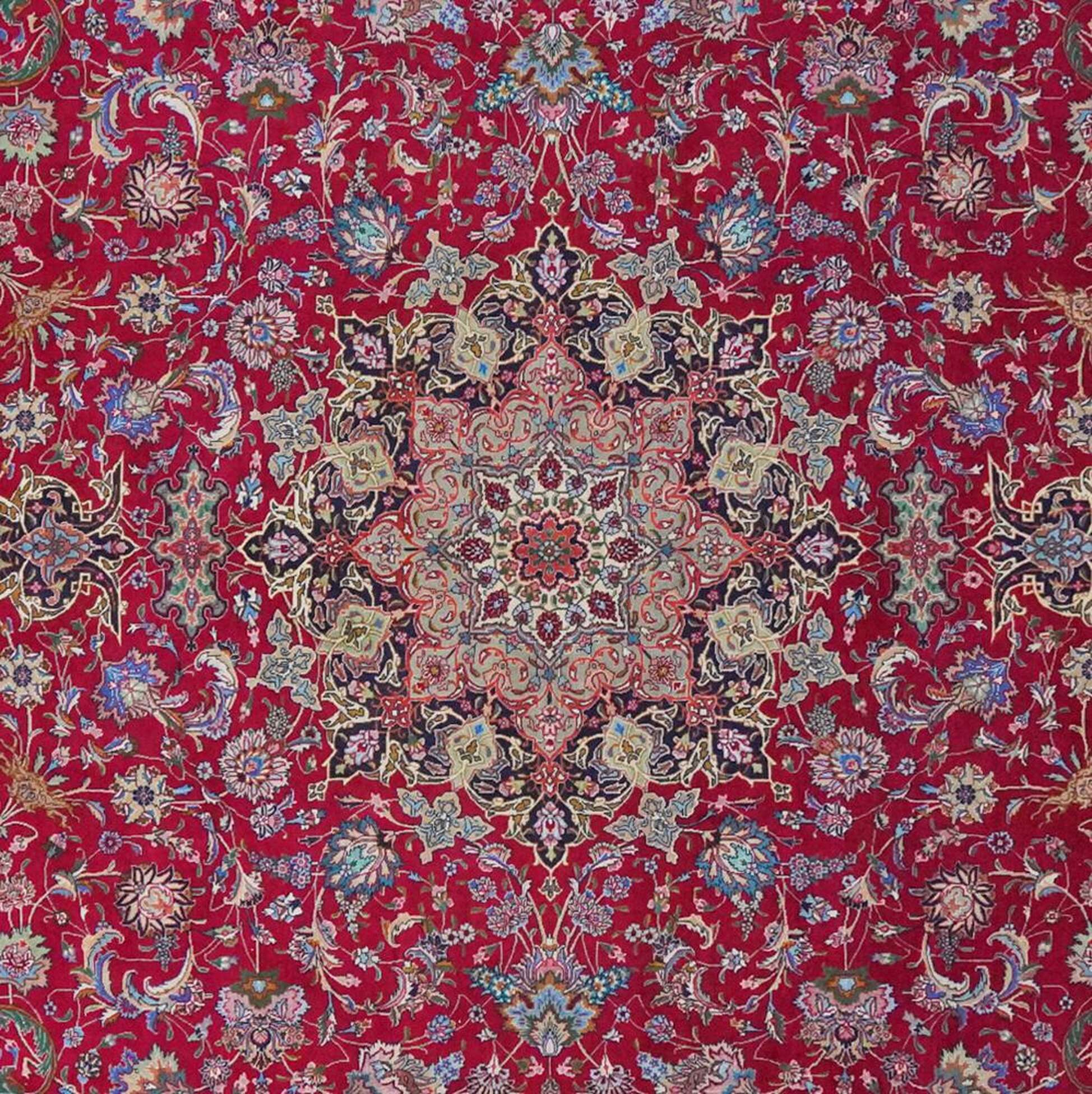 
    Tabriz 50 Raj - Dark red - 295 x 392 cm
  