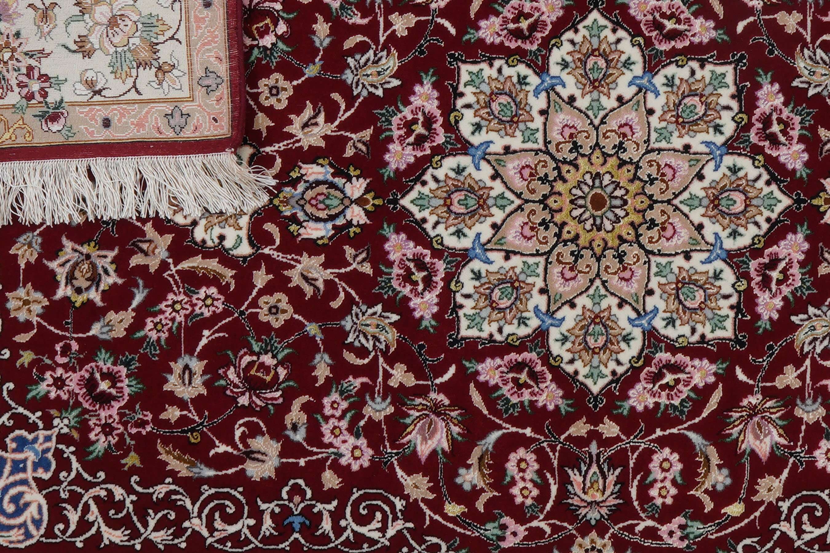 
    Isfahan silk warp - Black - 107 x 164 cm
  