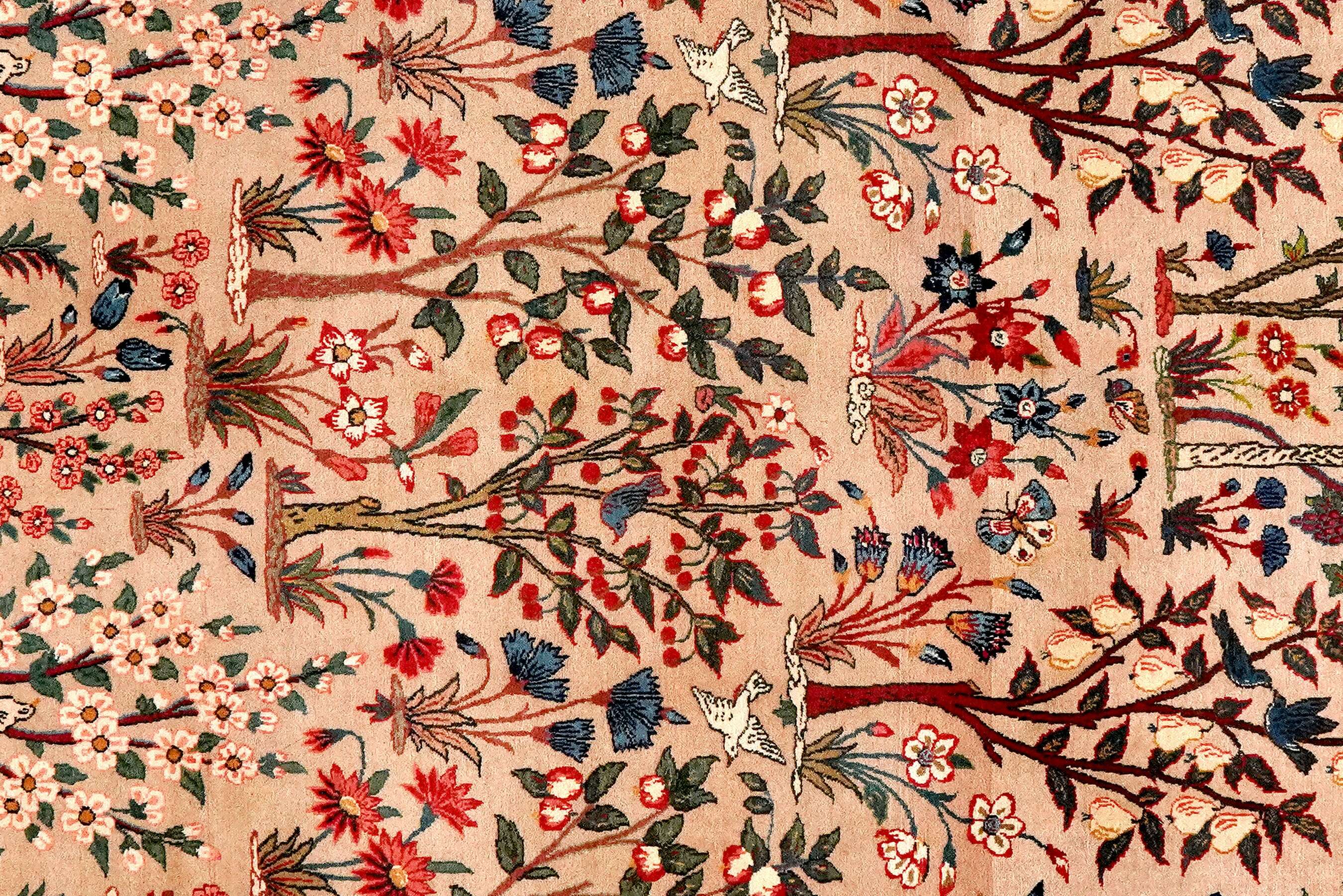 
    Isfahan silk warp - Black - 155 x 223 cm
  