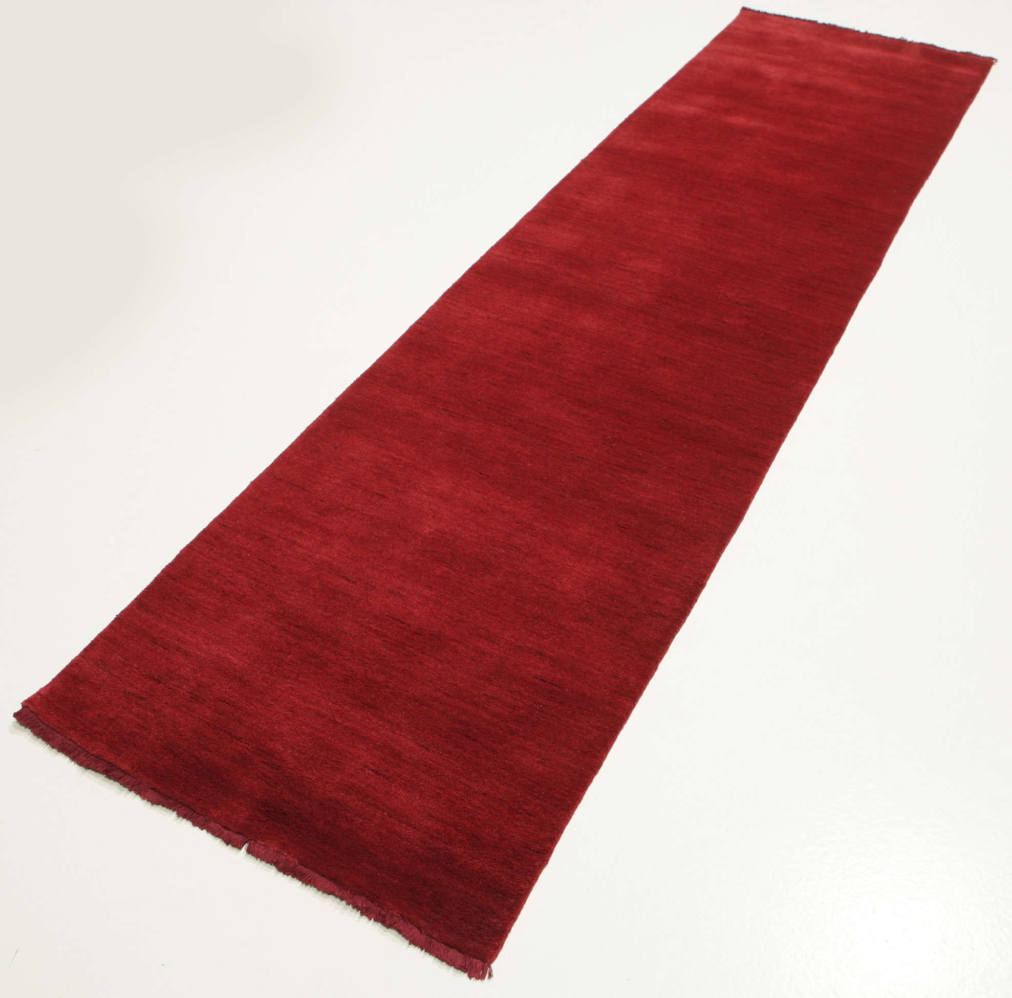 
    Handloom fringes - Dark red - 80 x 300 cm
  