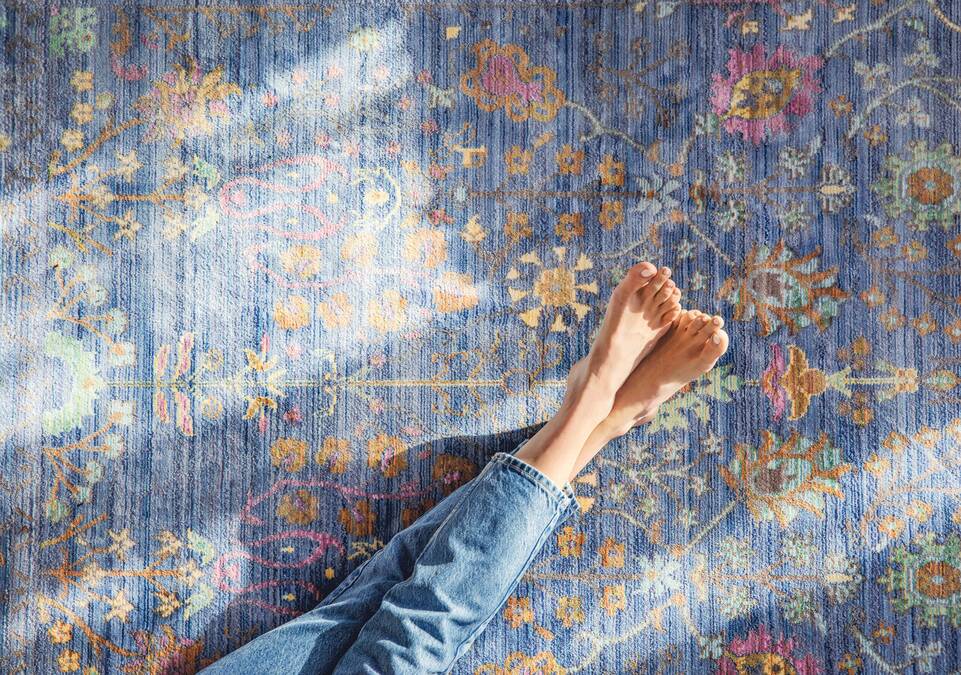 Blue  aqua silk -  Carpet in a bedroom.