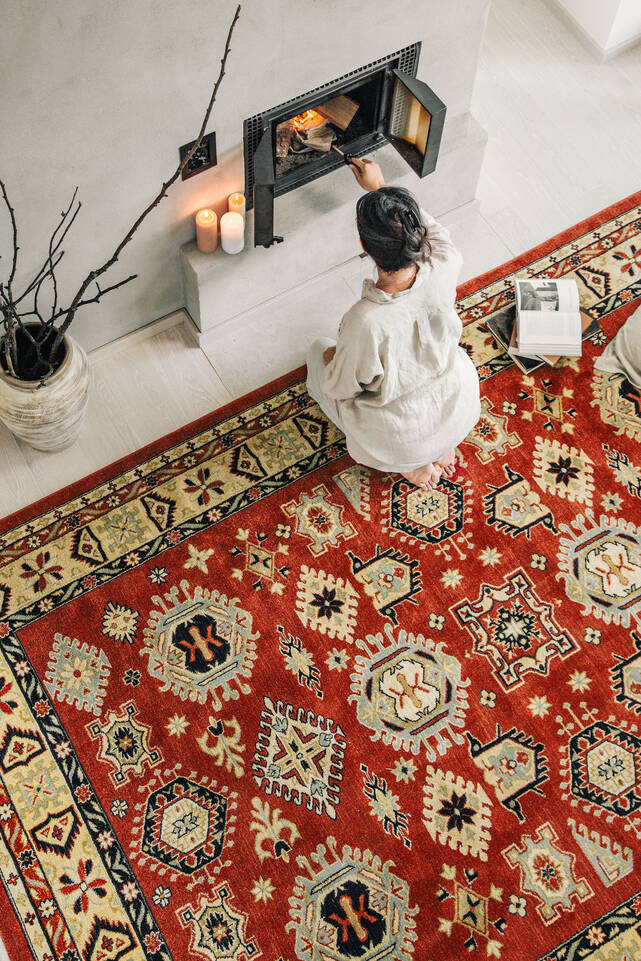 Red  kaplan ziegler modern cotton -  Carpet in a living room.