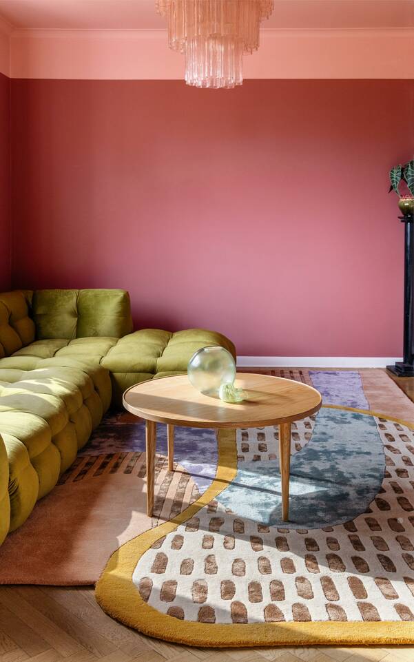 Ruskea / keltainen pitkulainen handtufted villa / viskos - matto olohuone.