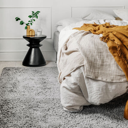5 tipi di tappeti su misura per la camera da letto