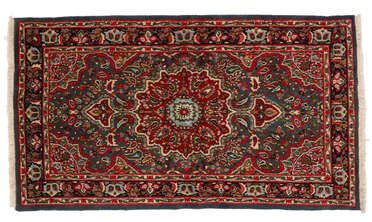 ペルシャ絨毯の伝統的な分類、ケルマーン/サイズ：185x280cm。.pk69. ペルシャ絨毯の伝統的な分類、ケルマーン/サイズ：185x280cm。.pk69