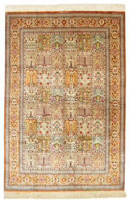 133X197 絨毯 クム シルク 署名: クム Babai オリエンタル (絹, ペルシャ/イラン) Carpetvista
