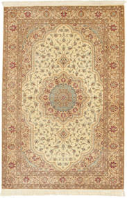  Persian Qum Silk Signed: Qum Mohammadi Rug 101X156 (Silk, Persia/Iran)