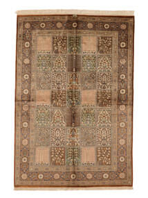  135X198 Qum Silk Rug Persia/Iran Carpetvista