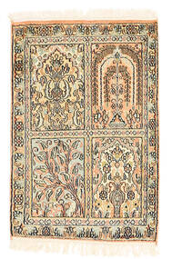  45X67 Medallion Small Kashmir Pure Silk Rug Silk, Carpetvista