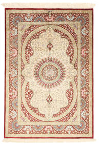  99X145 Qum Silk Rug Persia/Iran Carpetvista
