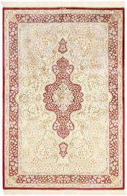 134X203 絨毯 オリエンタル クム シルク ベージュ/レッド (絹, ペルシャ/イラン)
