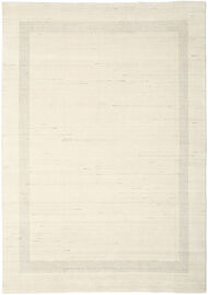 
    Handloom Gabba - Natural white - 240 x 340 cm
  