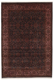 
    Keshan Indo Wool / Viscos - Black - 201 x 297 cm
  