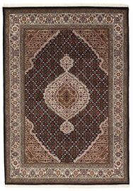 
    Tabriz Indi - Brown - 143 x 202 cm
  